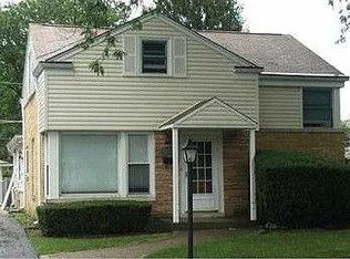 9225 Mason Ave, Morton Grove, IL 60053