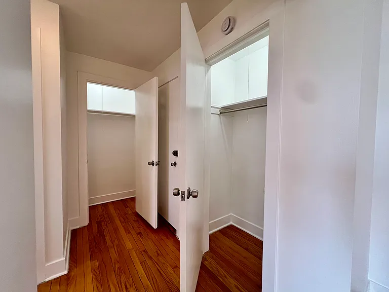 6540 N Damen Ave #2S — Photo 6