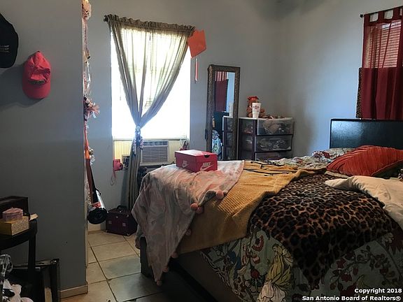 4th image of 104 McKenna Ave