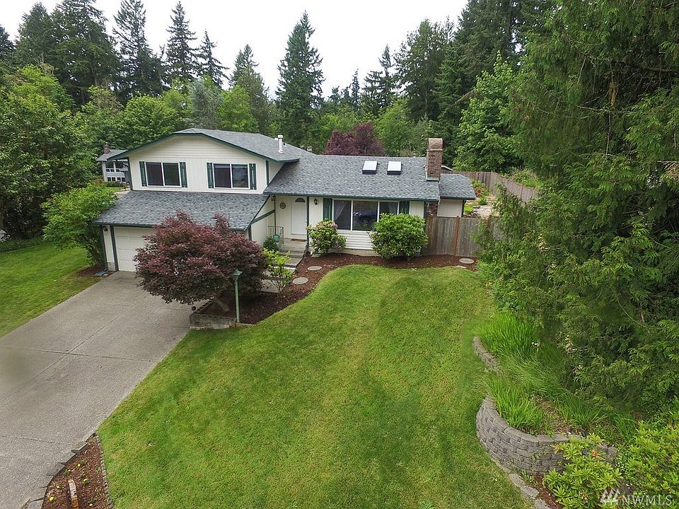 1st image of 12406 132nd Ave E