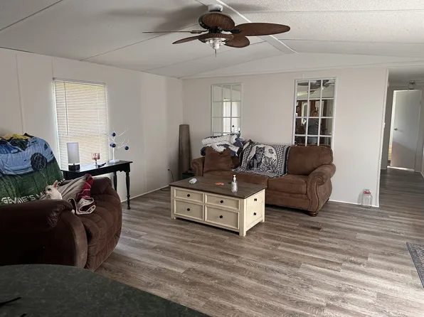 535 Davis St, Smithville, TN 37166