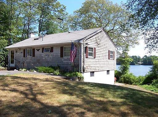 10 Wareham Lake Shore Dr, East Wareham, MA 02538 | Zillow