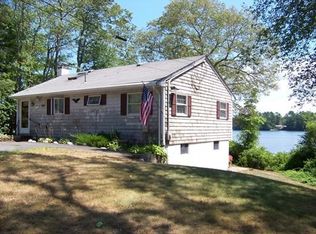 10 Wareham Lake Shore Dr, East Wareham, MA 02538