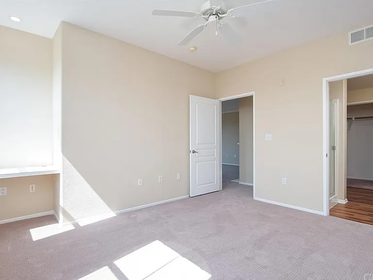3460 Watermarke Pl — Photo 13