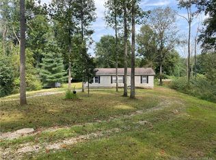 5907 W Mount Carmel Rd, Fredericksburg, IN 47120