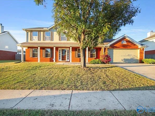 210 Garden Brook Dr, Madison, AL 35758