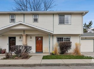 10424 W Palm Ln, Boise, ID 83704