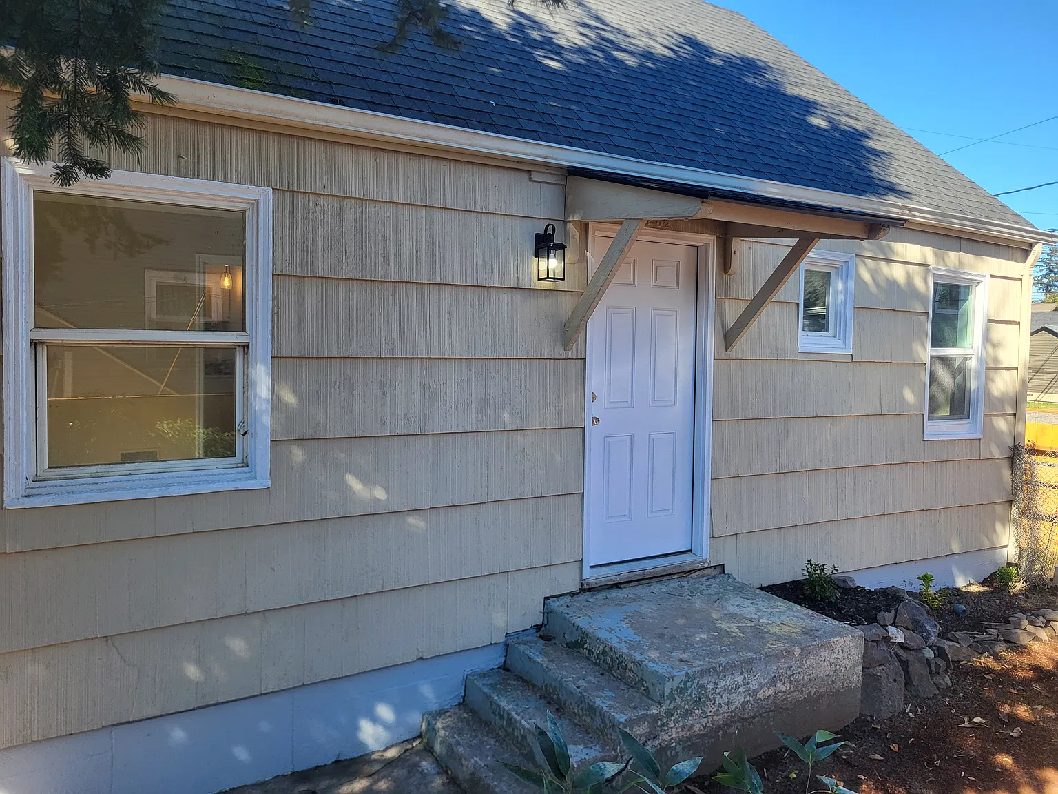 4 bed, 1620 sqft, $1,900 — Photo 3