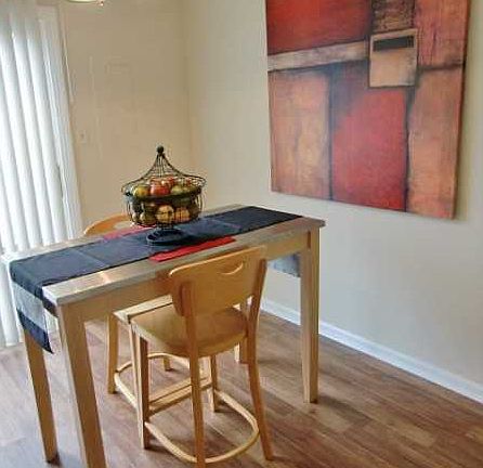 3rd image of 5105 Castle Way