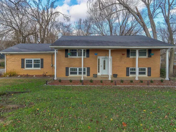 806 Treelane Dr, Newburgh, IN 47630