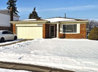 12275 El Camino Dr, Sterling Heights, MI