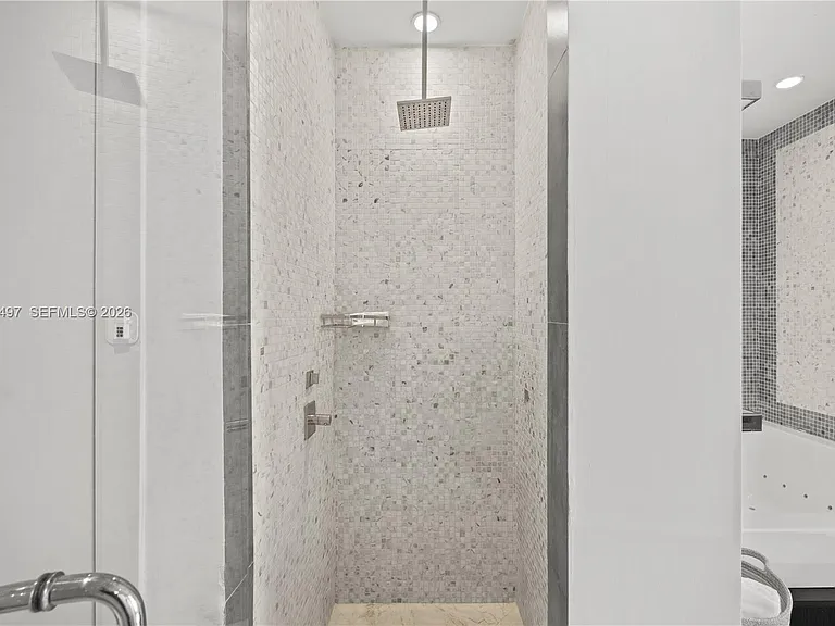 200 Biscayne Boulevard Way #5009 — Photo 35