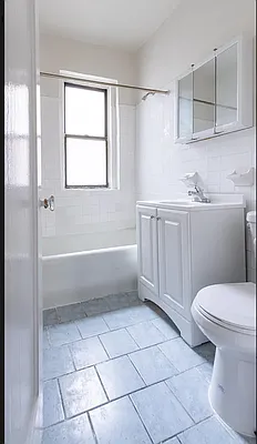 Rented by Compass | media 22