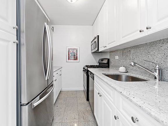 3rd image of 180 W End Ave APT 22E