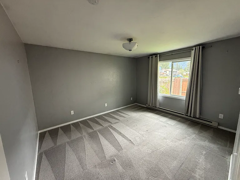 9342 Stephen Richards Memorial Dr — Photo 5