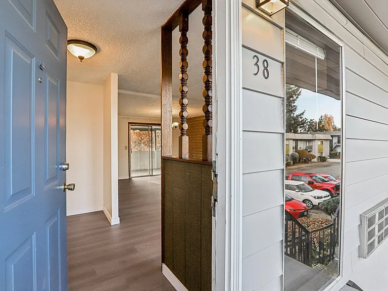 Cypress Crest Apartments — Photo 79