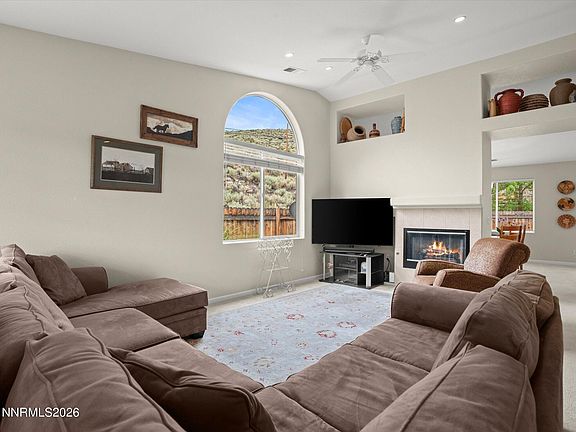 5th image of 102 Sussex Pl