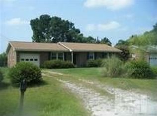 101 Holly Rd, Castle Hayne, NC 28429