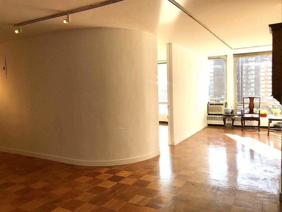 1st image of 343 E 30th St APT 9J