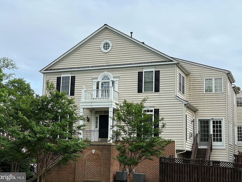 1st image of 4002 Quiet Creek Dr