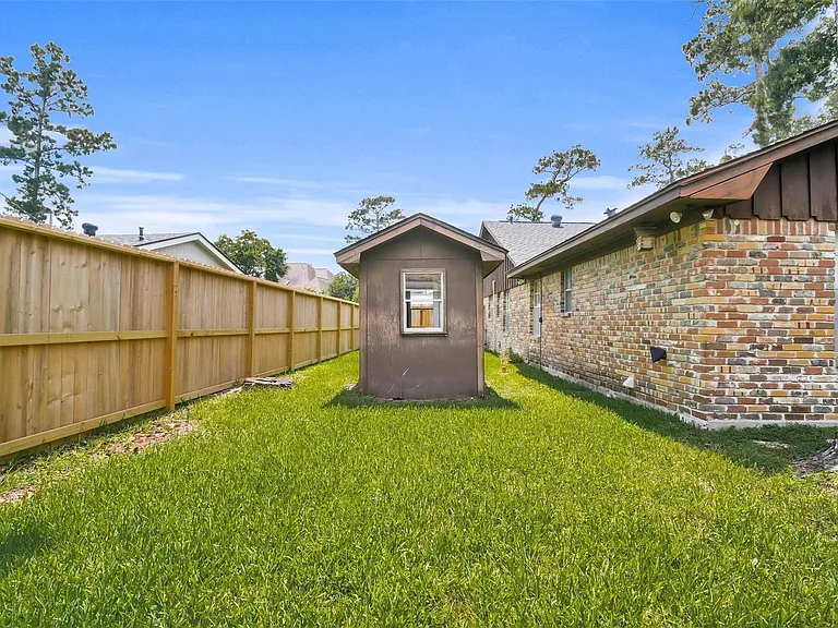 442 Mignon Ln — Photo 37