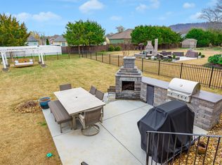 8893 Grey Reed Dr, Ooltewah, TN 37363