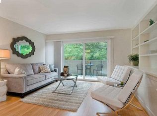 73 Brookwood Rd, Orinda, CA 94563