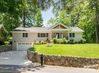 330 Balsam Rd, Hendersonville, NC 28792