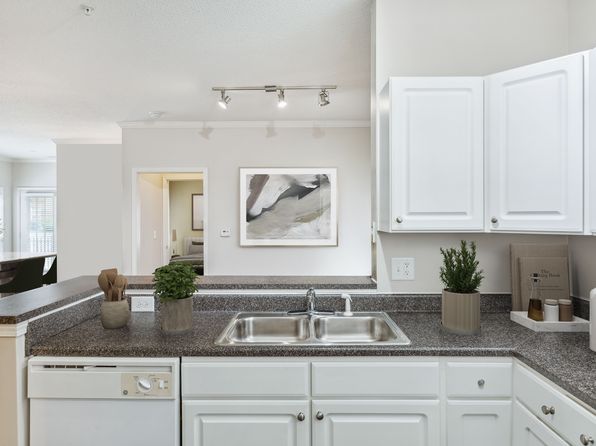 2975 Continental Colony Pkwy SW APT 1308
