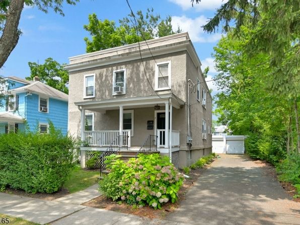 7 Howell St