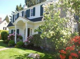 2008 SW Edgewood Rd, Portland, OR 97201