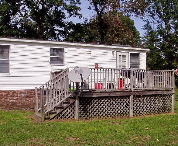 2nd image of 185 Warwick Dr