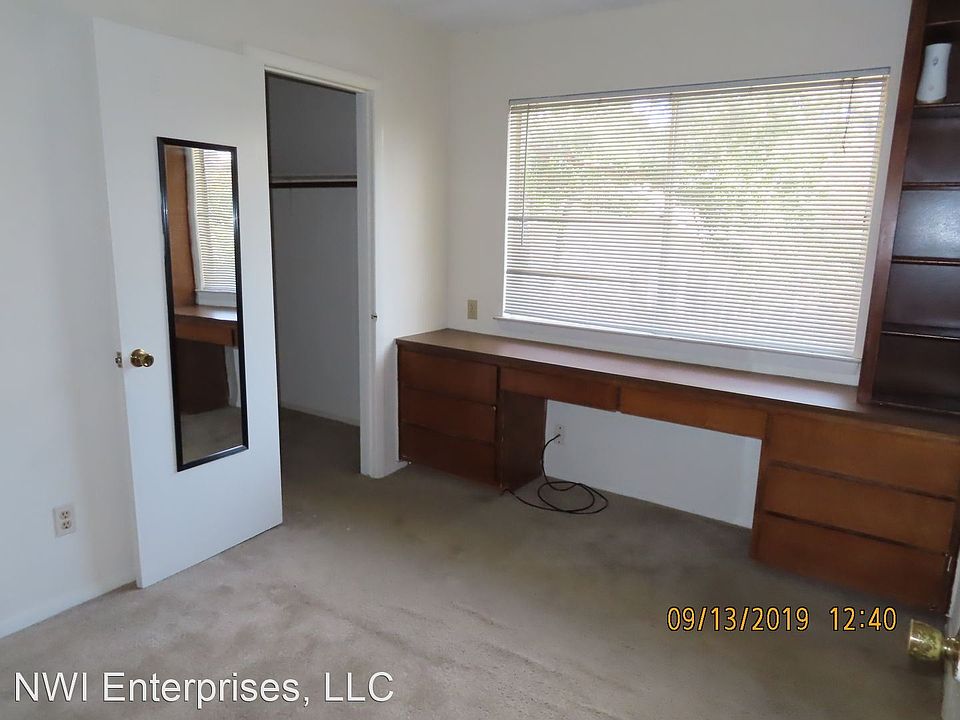 2nd image of 3205 Helms St #2947876