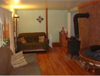 2nd image of 46 Patten Hill Rd