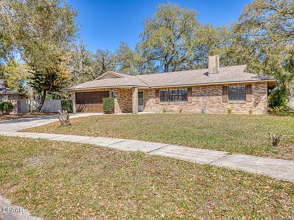 4th image of 4563 Hoyt Dr