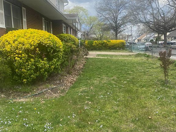 3rd image of 477 Jefferson Ave
