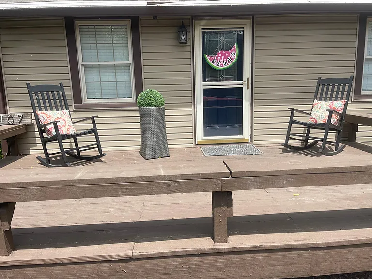 107 Lamey Ln — Photo 9