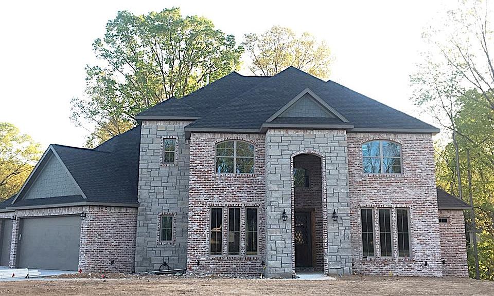 1st image of 1454 Le Chesnay Dr