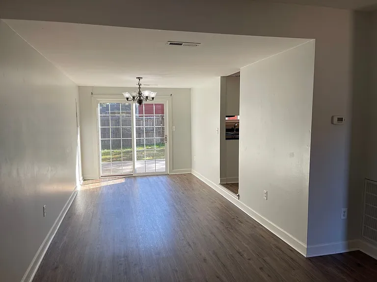 2224 Hamway Dr — Photo 5