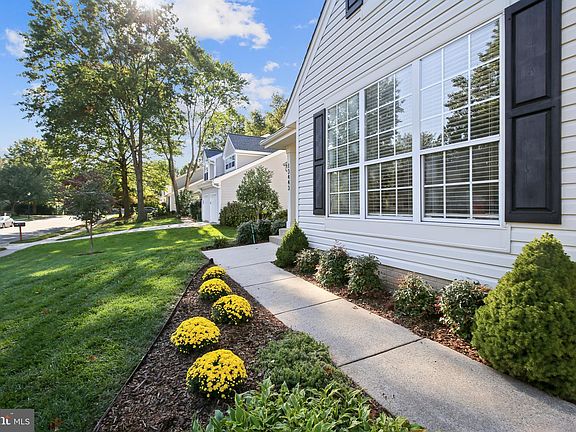 4th image of 13443 Lake Shore Dr