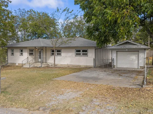 664 Shell St, Healdton, OK 73438