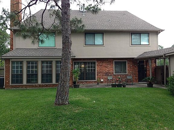 3rd image of 2122 Town Hill Dr