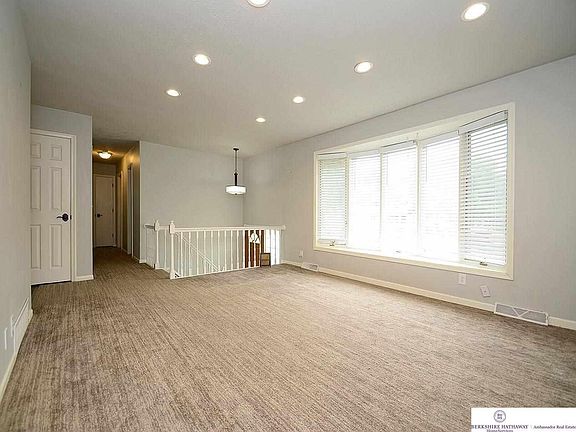 5th image of 9506 Mockingbird Dr