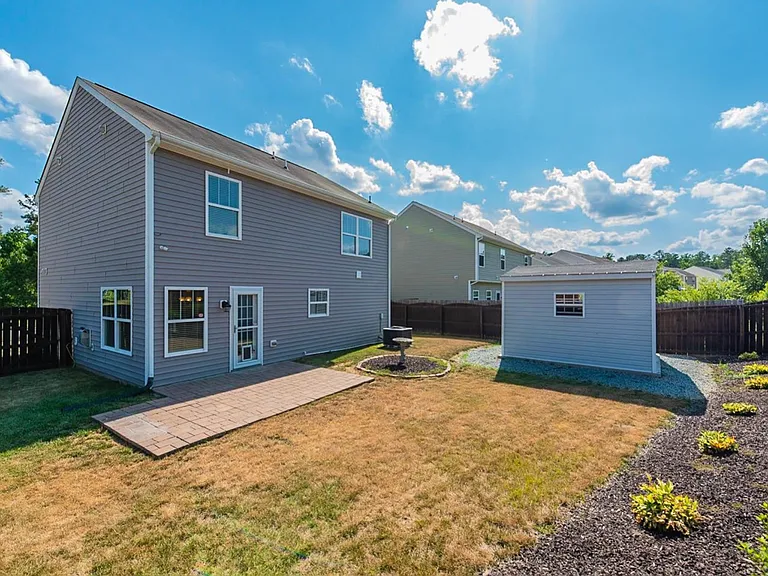 2708 Tulip Poplar Cir — Photo 14