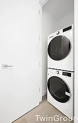 527 Grand Avenue 304 image 7 of 14