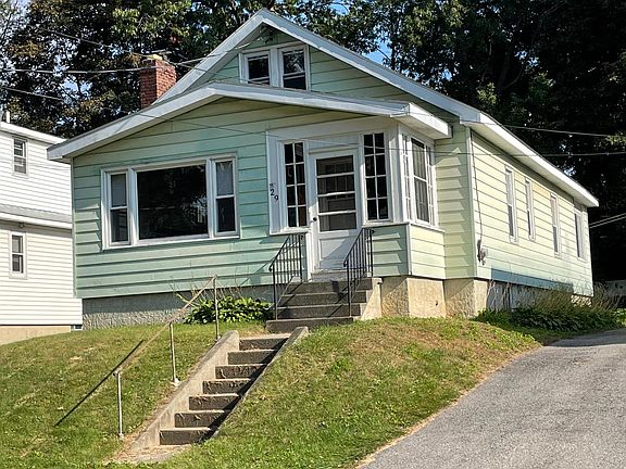 2nd image of 29 Hillcrest Ave