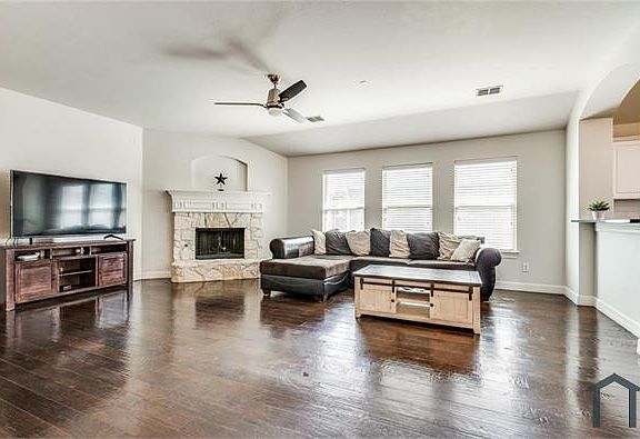 4th image of 1520 Toucan Dr