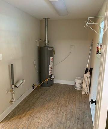 5th image of 720 Genevieve Dr