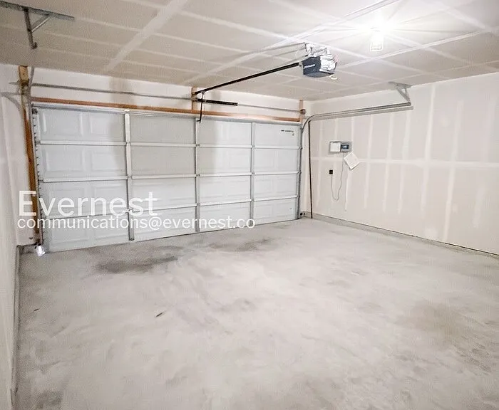 6025 Montrelia Dr — Photo 15