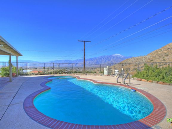 5th image of 12105 Avenida Alta Loma